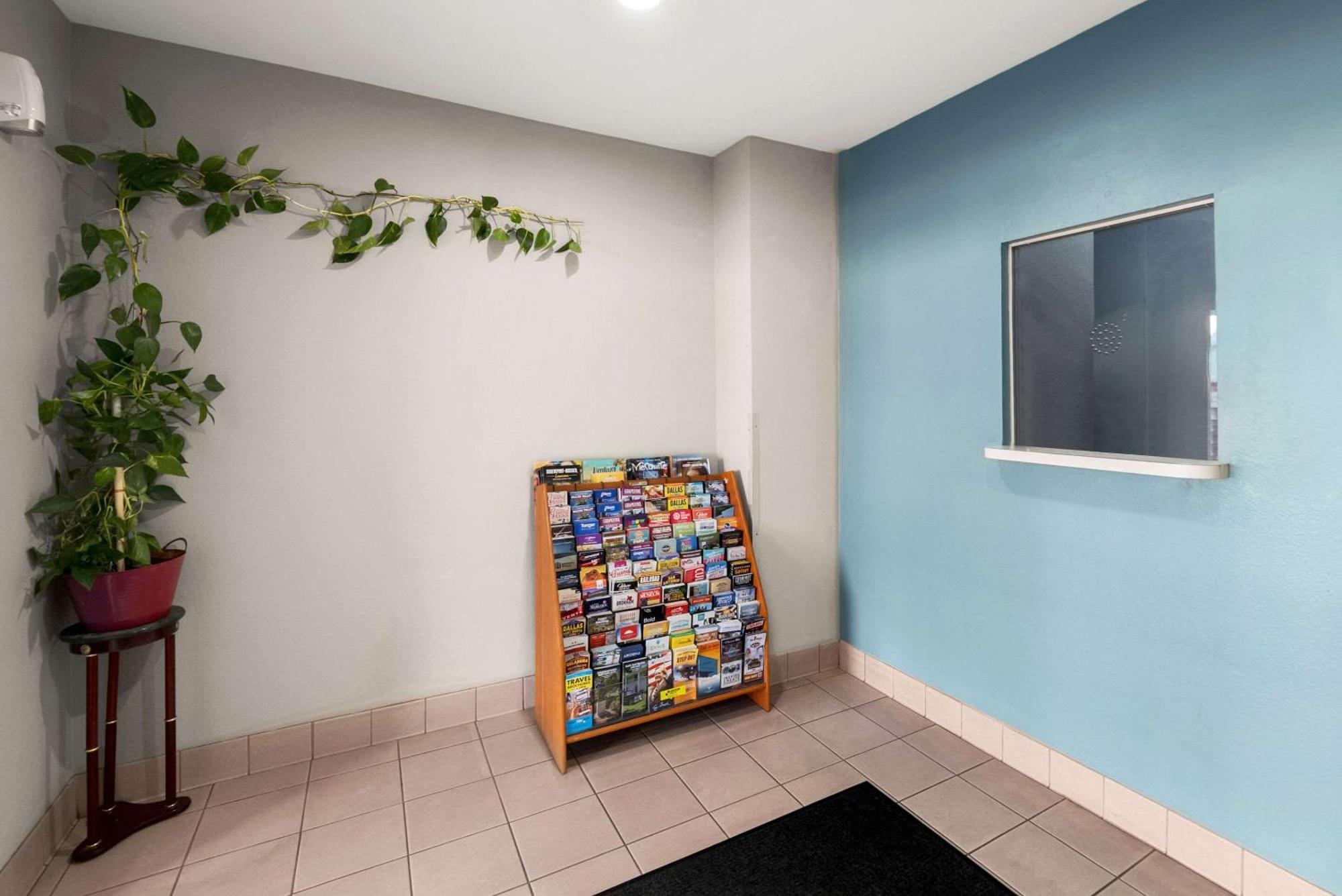 Econo Lodge Inn & Suites Mesquite - Dallas East Eksteriør bilde