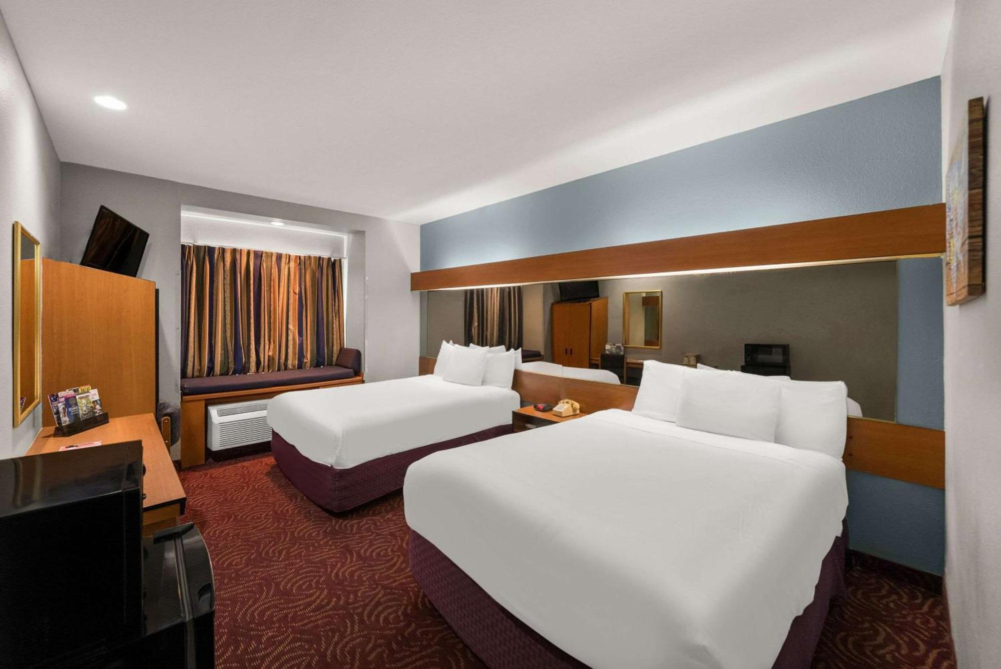 Econo Lodge Inn & Suites Mesquite - Dallas East Eksteriør bilde