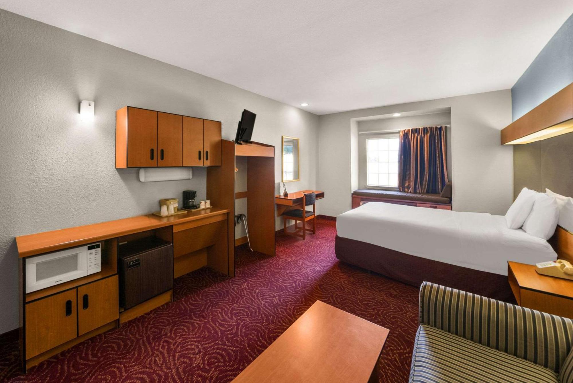 Econo Lodge Inn & Suites Mesquite - Dallas East Eksteriør bilde